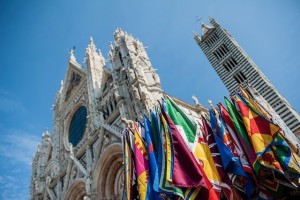 Private Tuscany Tour to Siena and San Gimignano with Winery Lunch from Florence
